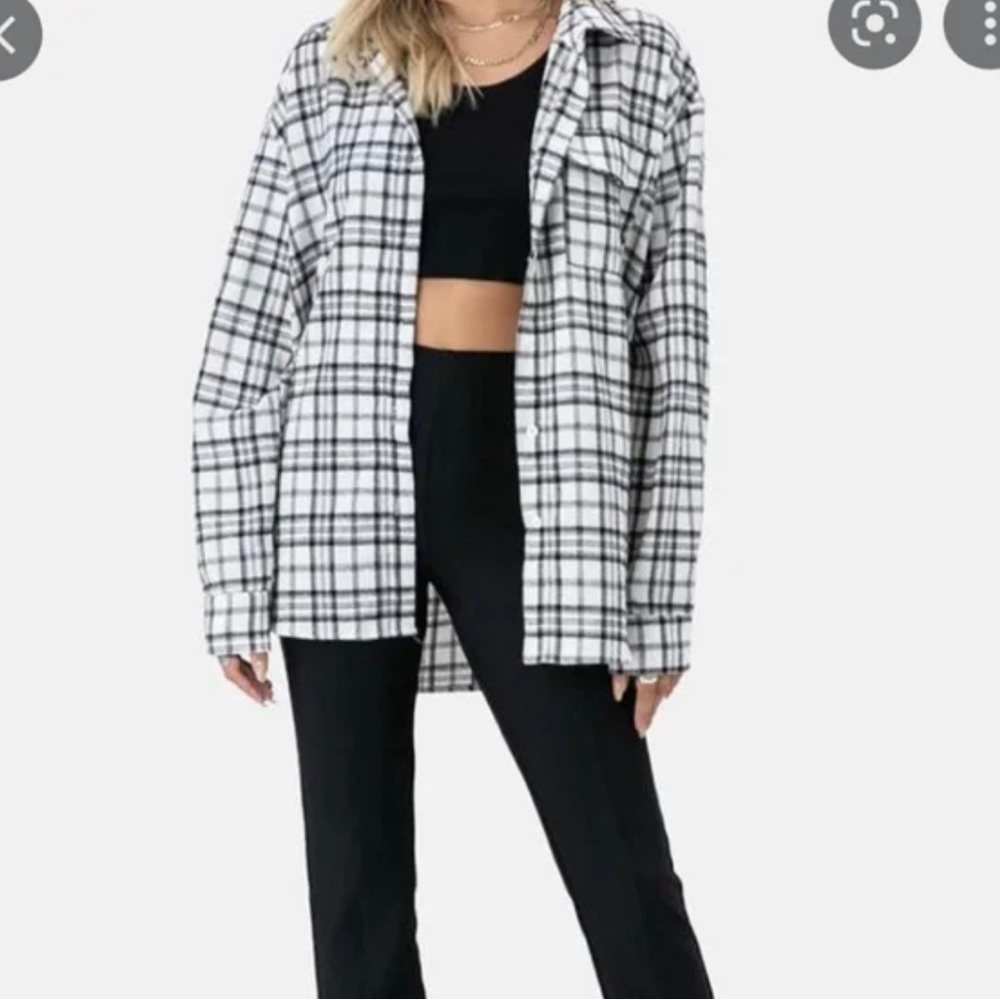 oversized flannel white and black